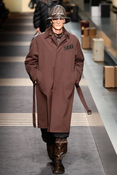 Look 22